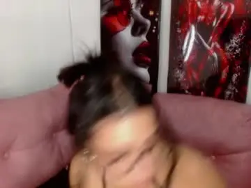 Chaturbate Watch Live Sex Cams of miahotcs