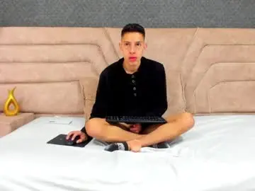 Chaturbate Watch Live Sex Cams of thiagos19