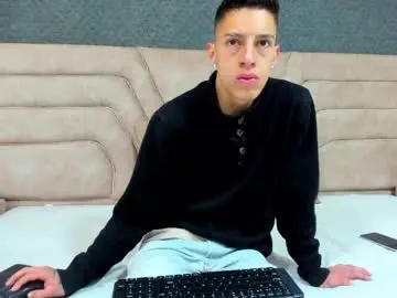 Chaturbate Adult Video Chat of thiagos19
