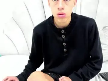 Chaturbate Sex Cam of thiagos19