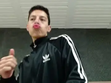 Chaturbate Best live sex cam show of thiagos19