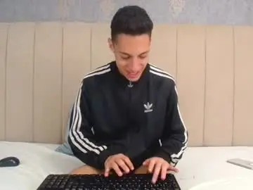 Chaturbate Adult Video Chat of thiagos19