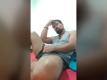 Chaturbate Free Porn Cam of bamsi_79