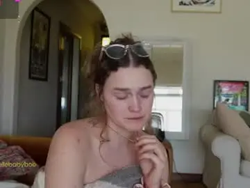 Chaturbate Adult Video Chat of bellebabyboo