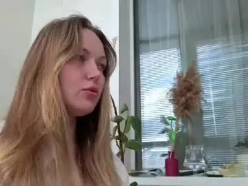 Chaturbate Best live sex cam show of camillabenz