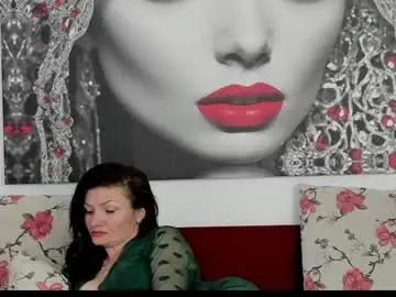 Chaturbate Best live sex cam show of illegalbeauty87