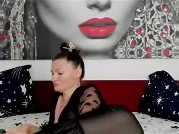 Chaturbate Private Sex Chat of illegalbeauty87