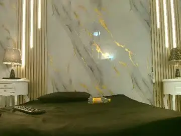 Chaturbate Nude Webcam of miia_brooks
