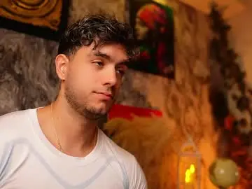 Chaturbate Live Porn of noha_miler