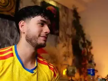 Chaturbate Best live sex cam show of noha_miler