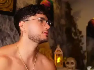 Chaturbate Nude Webcam of noha_miler