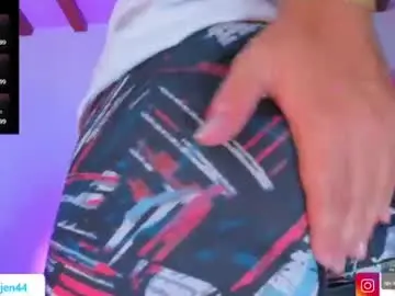 Chaturbate Live Sex Cam of patty_jen44