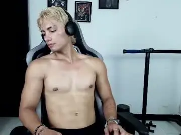Chaturbate Sex Cam of titan_fitness