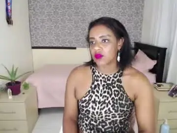 Chaturbate Live Porn of ebony_milf83
