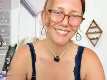 Chaturbate Adult Video Chat of jasminedaze888