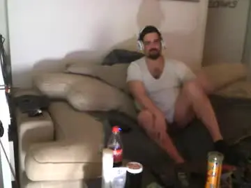 Chaturbate Live Sex of menace2dennis