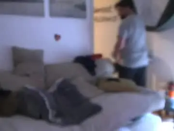 Chaturbate Live Porn of menace2dennis