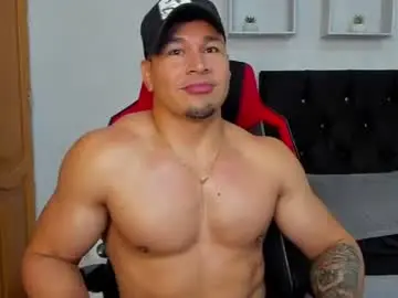 Chaturbate Live Porn of tyler_hank1