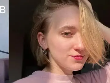 Chaturbate Nude Webcam of _ruby_kim