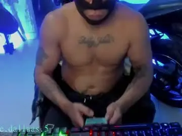 Chaturbate Best live sex cam show of damian_torner