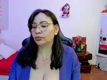 Chaturbate Best Webcam of esmeralda_milf1