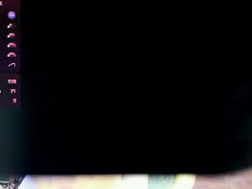 Chaturbate Live Sex of esmeralda_milf1