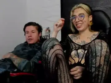 Chaturbate Live Sex Cam of inkedsinners_