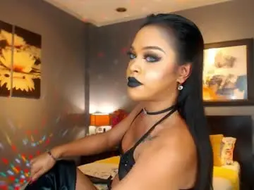 Chaturbate Free Porn Cam of urmajestytyra