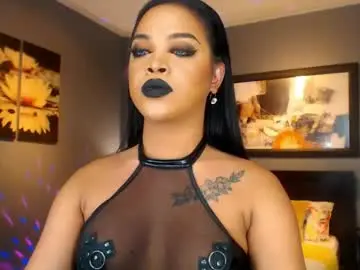 Chaturbate Free Porn Cam of urmajestytyra