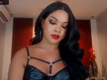Chaturbate Adult Video Chat of urmajestytyra