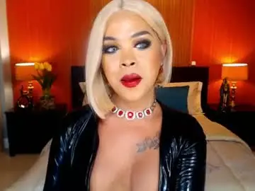 Chaturbate Watch Live Sex Cams of urmajestytyra