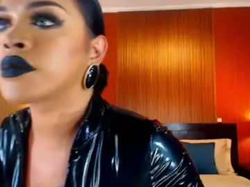 Chaturbate Live Porn of urmajestytyra