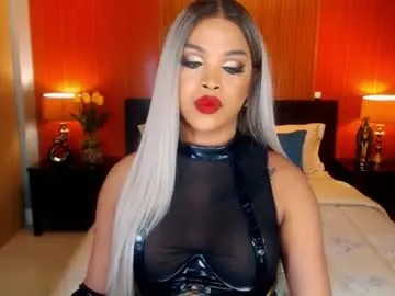 Chaturbate Adult Video Chat of urmajestytyra
