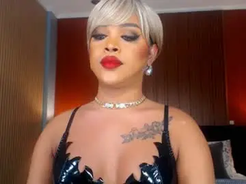 Chaturbate Watch Live Sex Cams of urmajestytyra