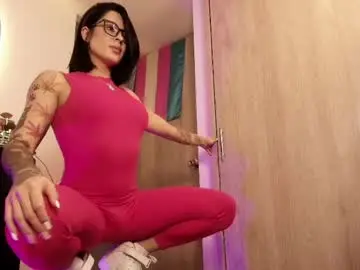 Chaturbate Live Sex of adelineefoxxx