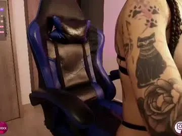 Chaturbate Adult Video Chat of adelineefoxxx