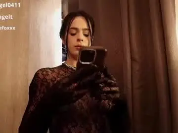 Chaturbate Free Live Porn of adelineefoxxx