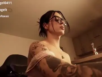 Chaturbate Adult Webcam of adelineefoxxx