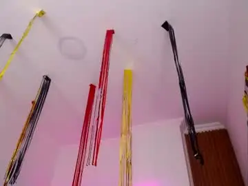 Chaturbate Free Live Porn of camiila__1