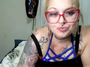 Chaturbate Best live sex cam show of moonpulseraven