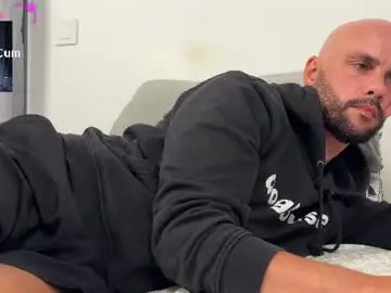Chaturbate Live Sex Cam of tim_beard