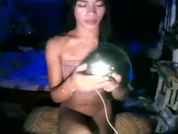 Chaturbate Sex Cam of _kiannahbabe_