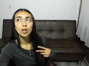 Chaturbate Nude Webcam of queenbyte_18