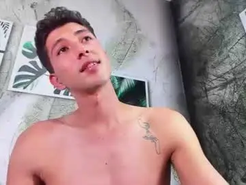 Chaturbate Watch Live Sex Cams of valentiinoboy