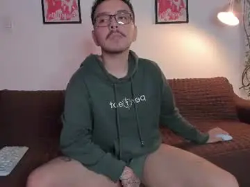 Chaturbate Sex Cam of alex__montesco