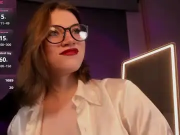 Chaturbate Nude Webcam of cathybarnes