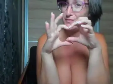 Chaturbate Best live sex cam show of curvyjules69