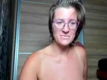 Chaturbate Live Porn of curvyjules69