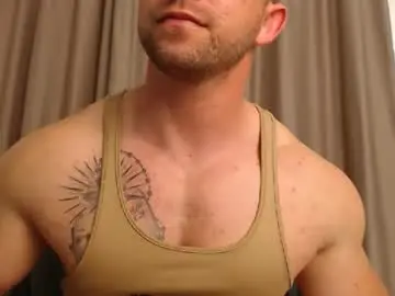 Chaturbate Best live sex cam show of chrisbigbiceps