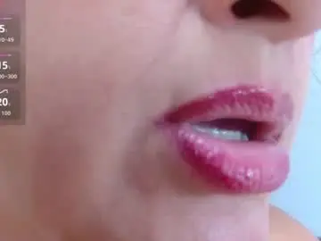 Chaturbate Free Porn Cam of kerly_doll